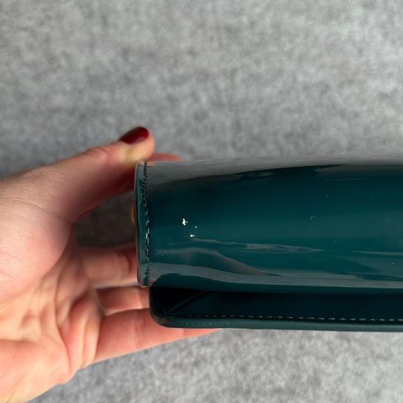 Tory Burch Patent Leather Crossbody Bags for Women for sale  Tory Burch Patent Leather Teal Clutch/Crossbody